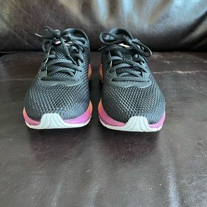 Under Armour HOVR Sonic 4